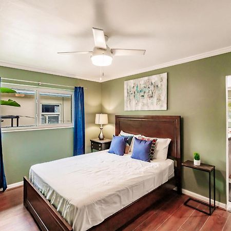 Bnb Hyperion - Updated 1B1B Hideaway - Sleeps 3 Hollywood Exteriér fotografie