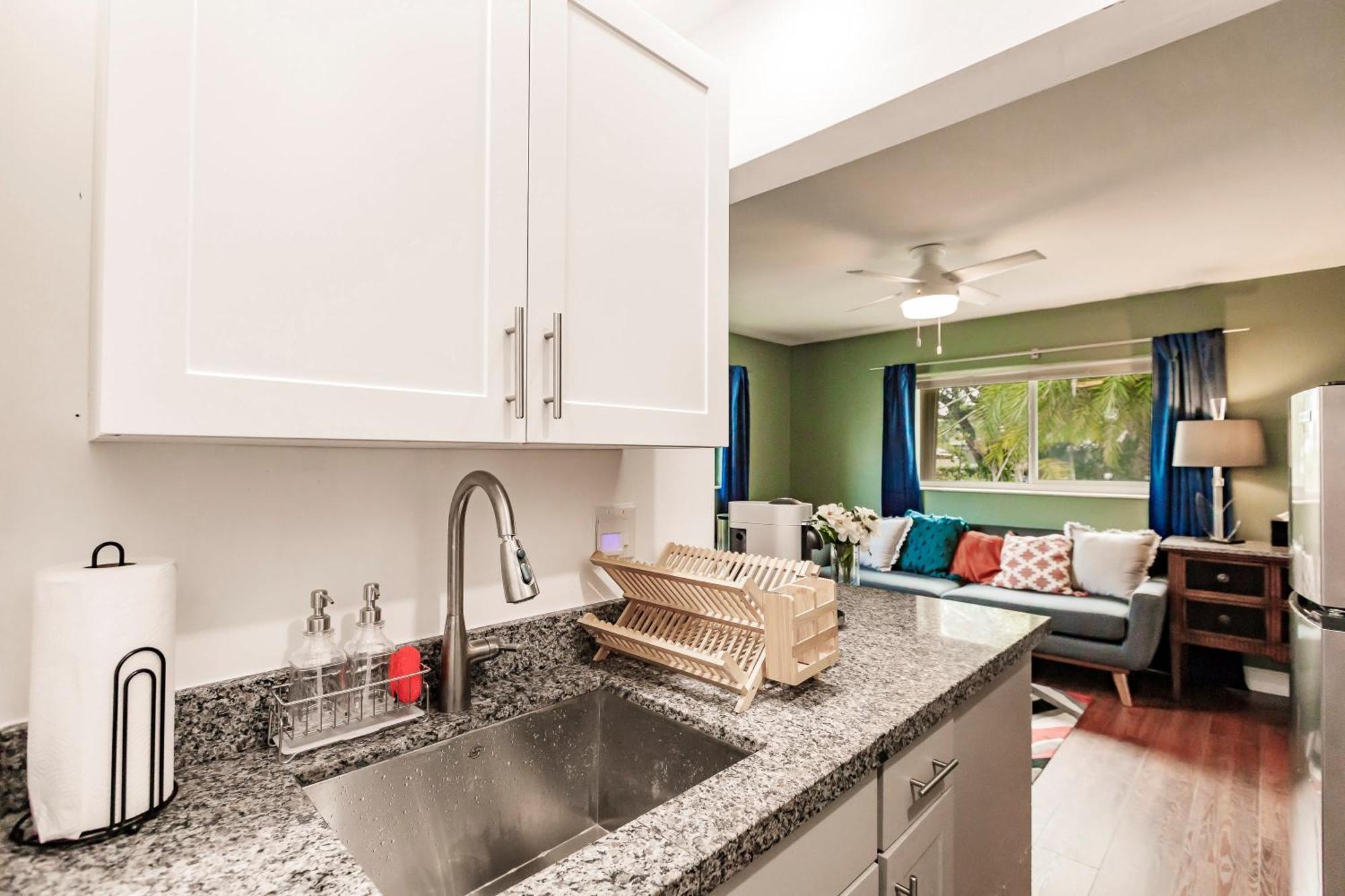 Bnb Hyperion - Updated 1B1B Hideaway - Sleeps 3 Hollywood Exteriér fotografie